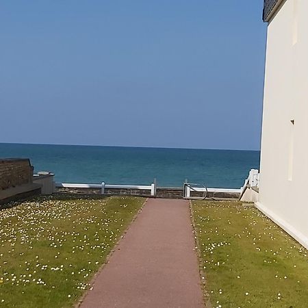Les Pieds Dans L'Eau - Acces Direct A La Plage Bernières-sur-Mer Zewnętrze zdjęcie