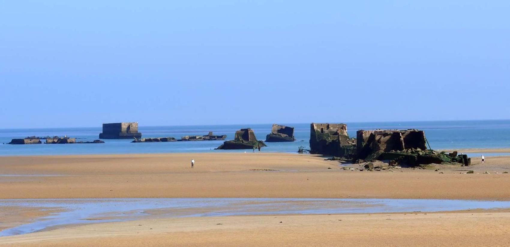 Les Pieds Dans L'Eau - Acces Direct A La Plage Bernières-sur-Mer Zewnętrze zdjęcie
