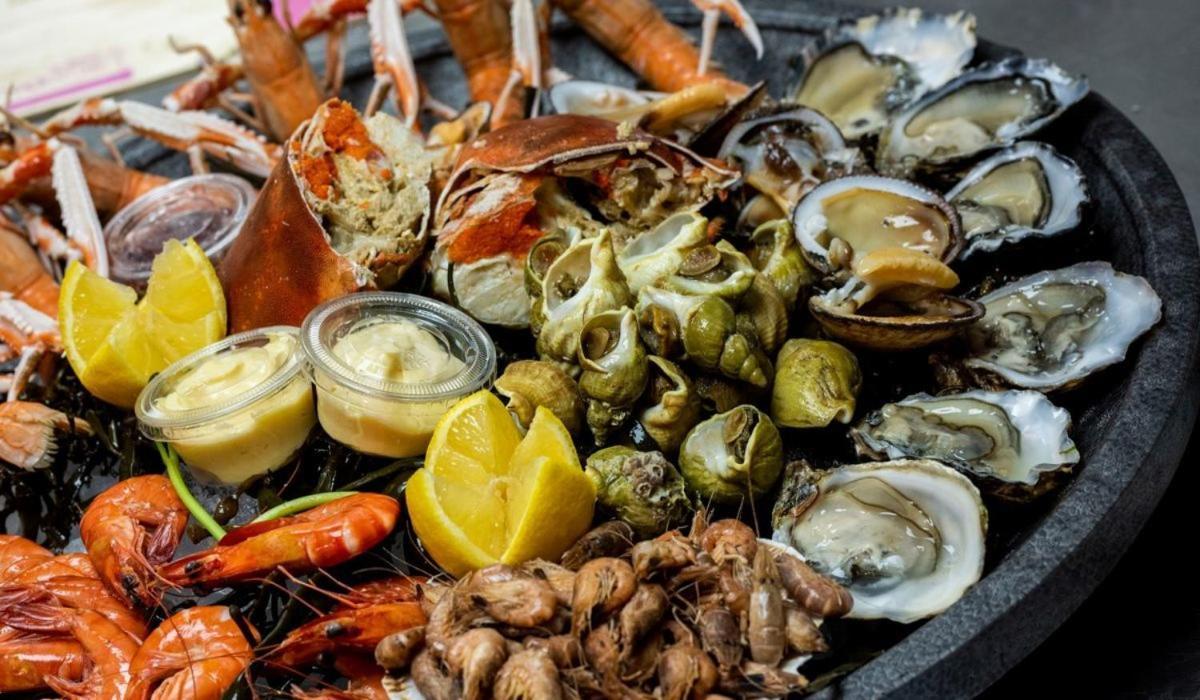 Les Pieds Dans L'Eau - Acces Direct A La Plage Bernières-sur-Mer Zewnętrze zdjęcie